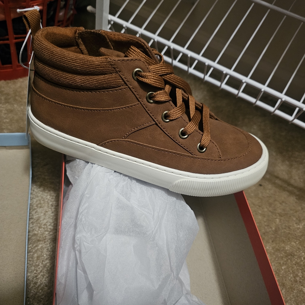 Cat & Jack Boys Brown High-Top Sneakers Boots